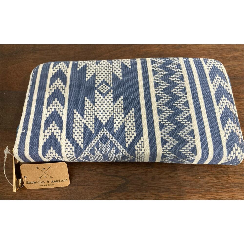 Marbella & Ashford Clutch Wallet Canvas Geometric Southwestern Blue White